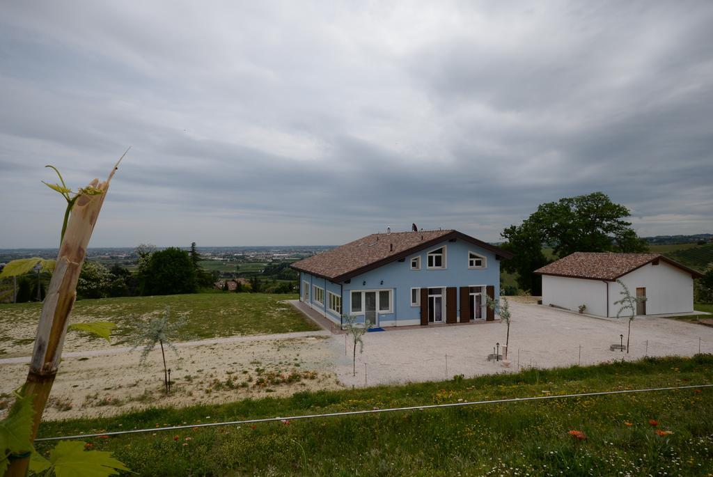 Agriturismo Le Essenze - Terrazza Sulla Romagna Cesena Eksteriør billede