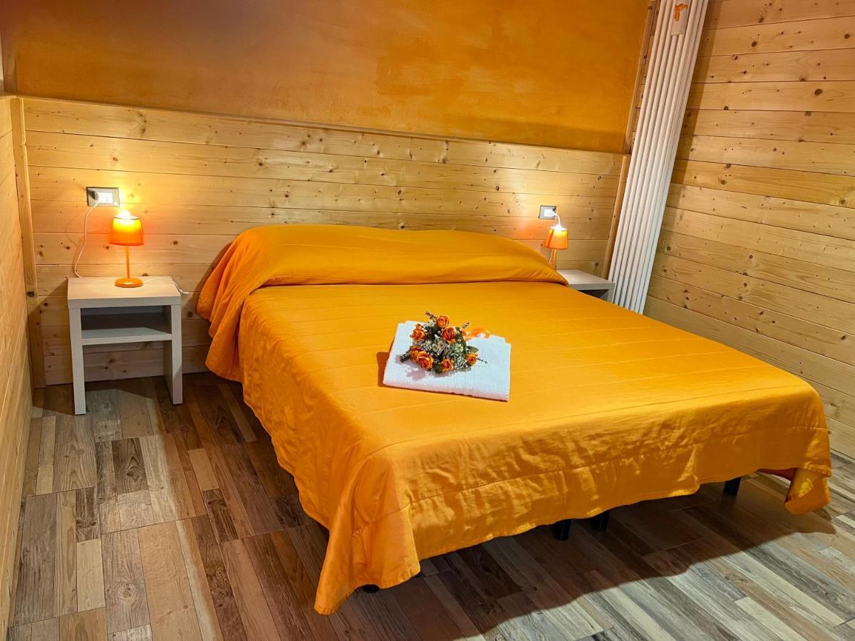 Agriturismo Le Essenze - Terrazza Sulla Romagna Cesena Eksteriør billede