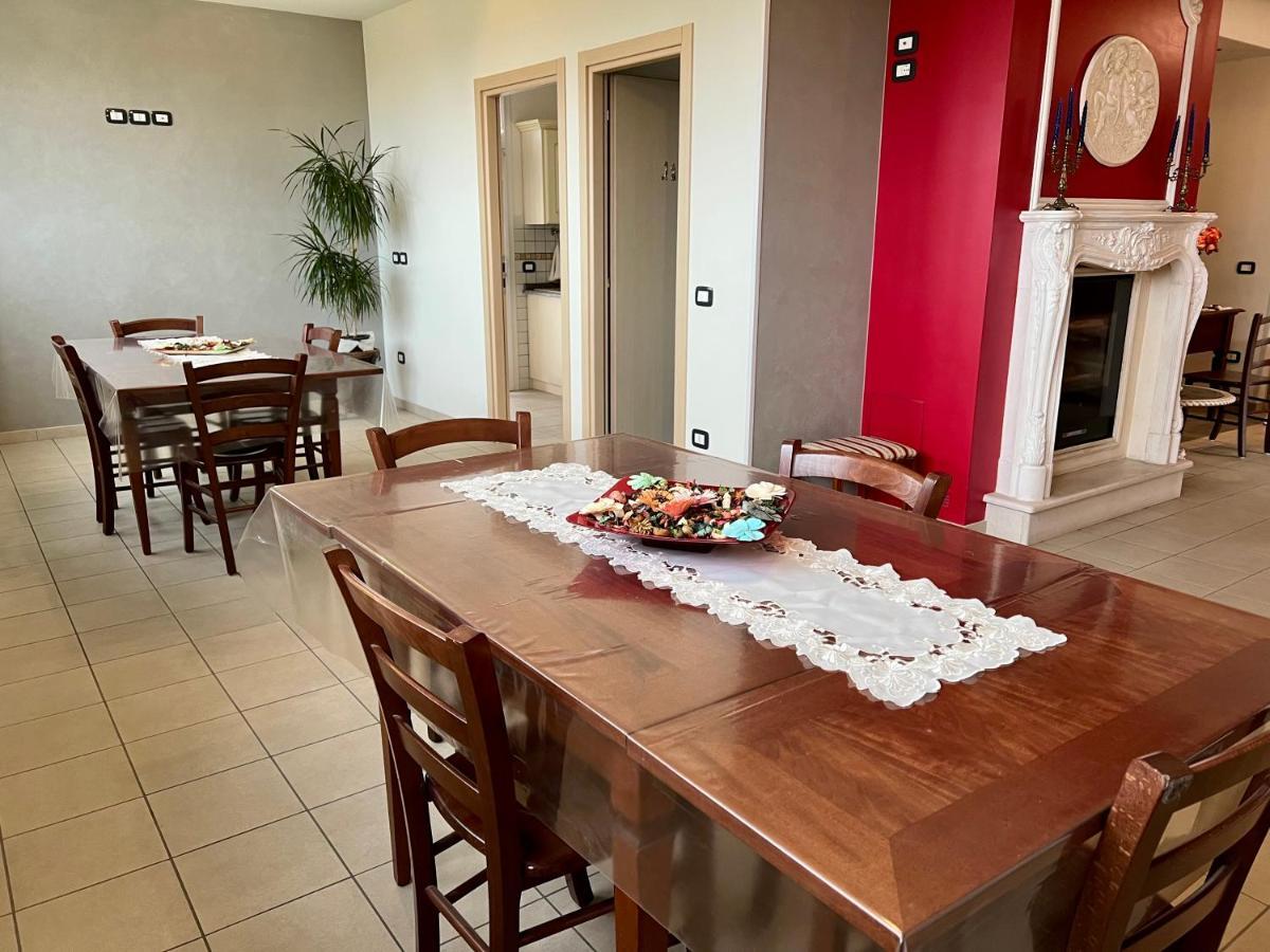 Agriturismo Le Essenze - Terrazza Sulla Romagna Cesena Eksteriør billede