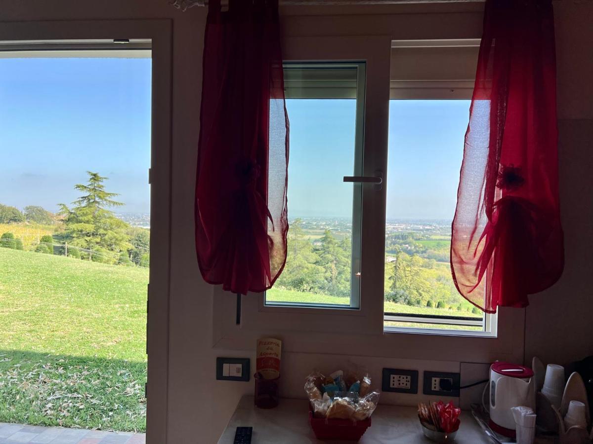 Agriturismo Le Essenze - Terrazza Sulla Romagna Cesena Eksteriør billede